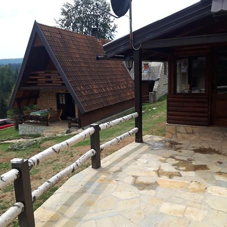 Planinska Kuca Dusan Mitrovac Ngoại thất bức ảnh