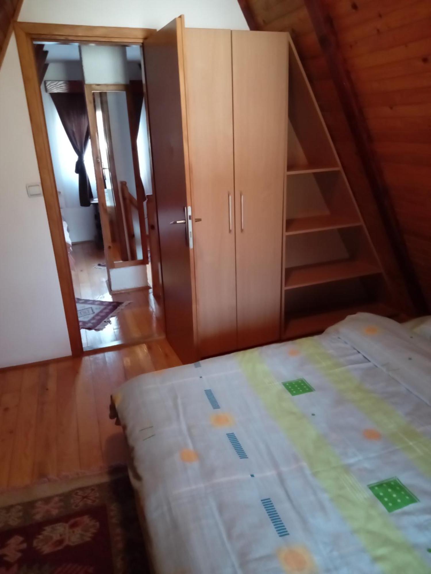 Planinska Kuca Dusan Mitrovac Ngoại thất bức ảnh