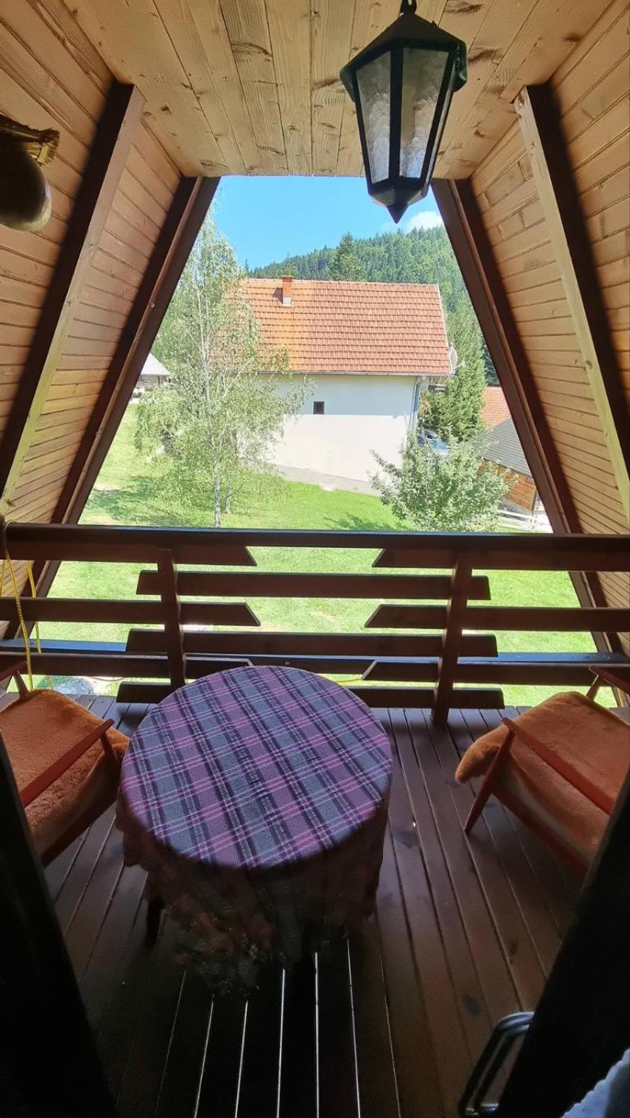 Planinska Kuca Dusan Mitrovac Ngoại thất bức ảnh